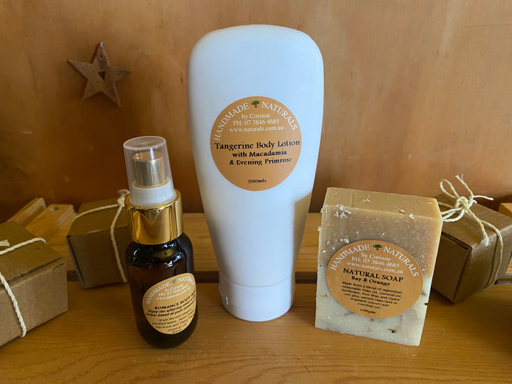 Handmade Naturals Christmas $35 Gift Packs