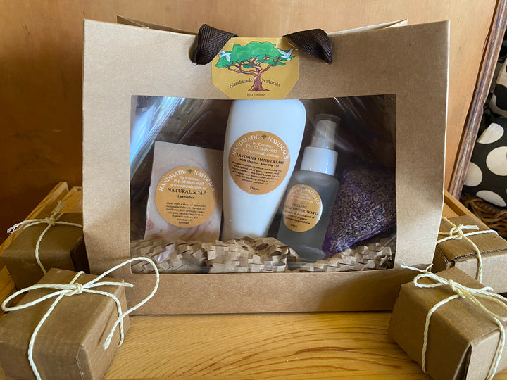 Handmade Naturals Christmas $35 Gift Packs